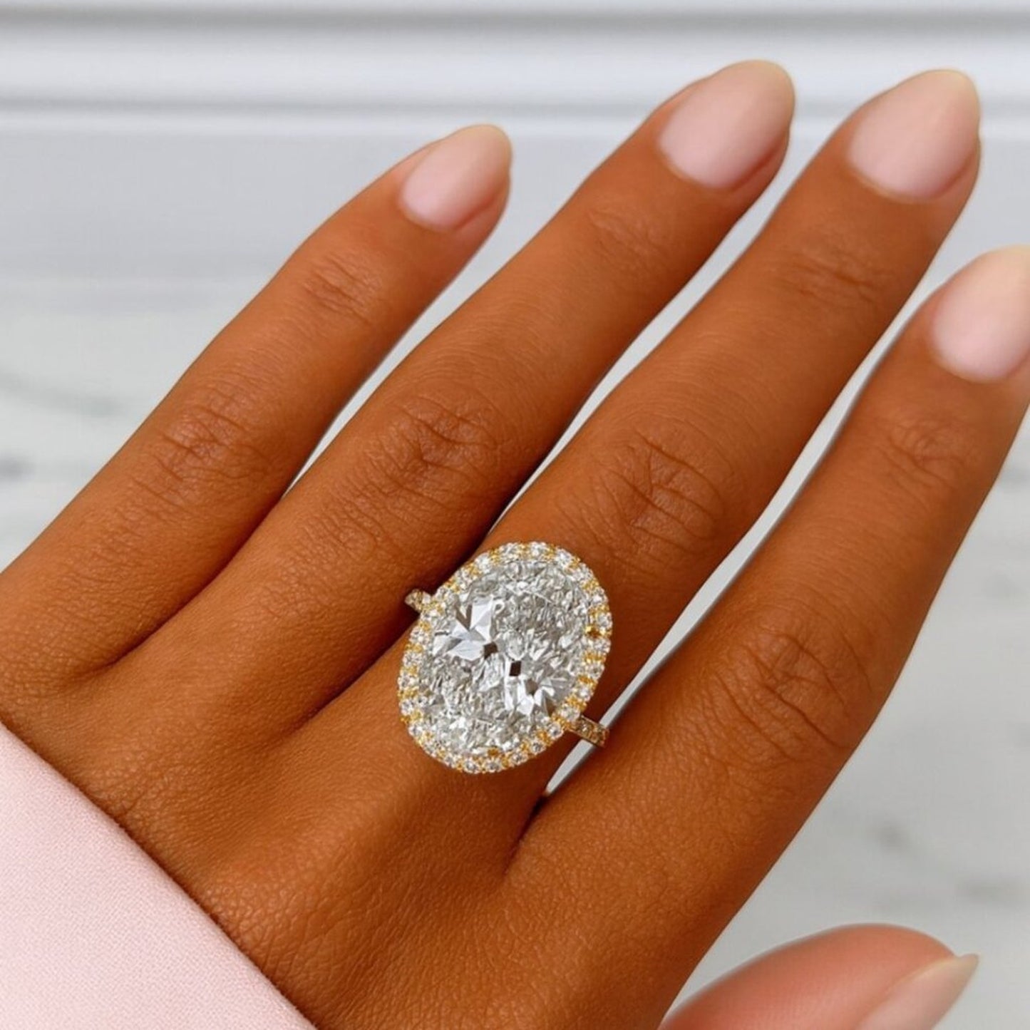 "Gwen" 5ct 925 Travel Ring