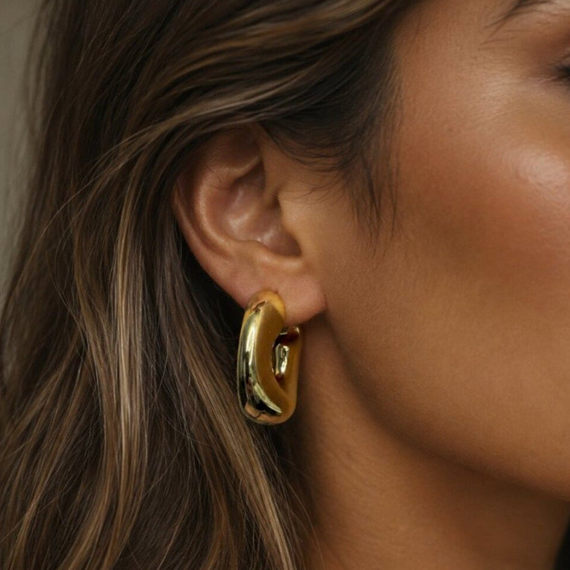 "Kaia" Hoop Earrings