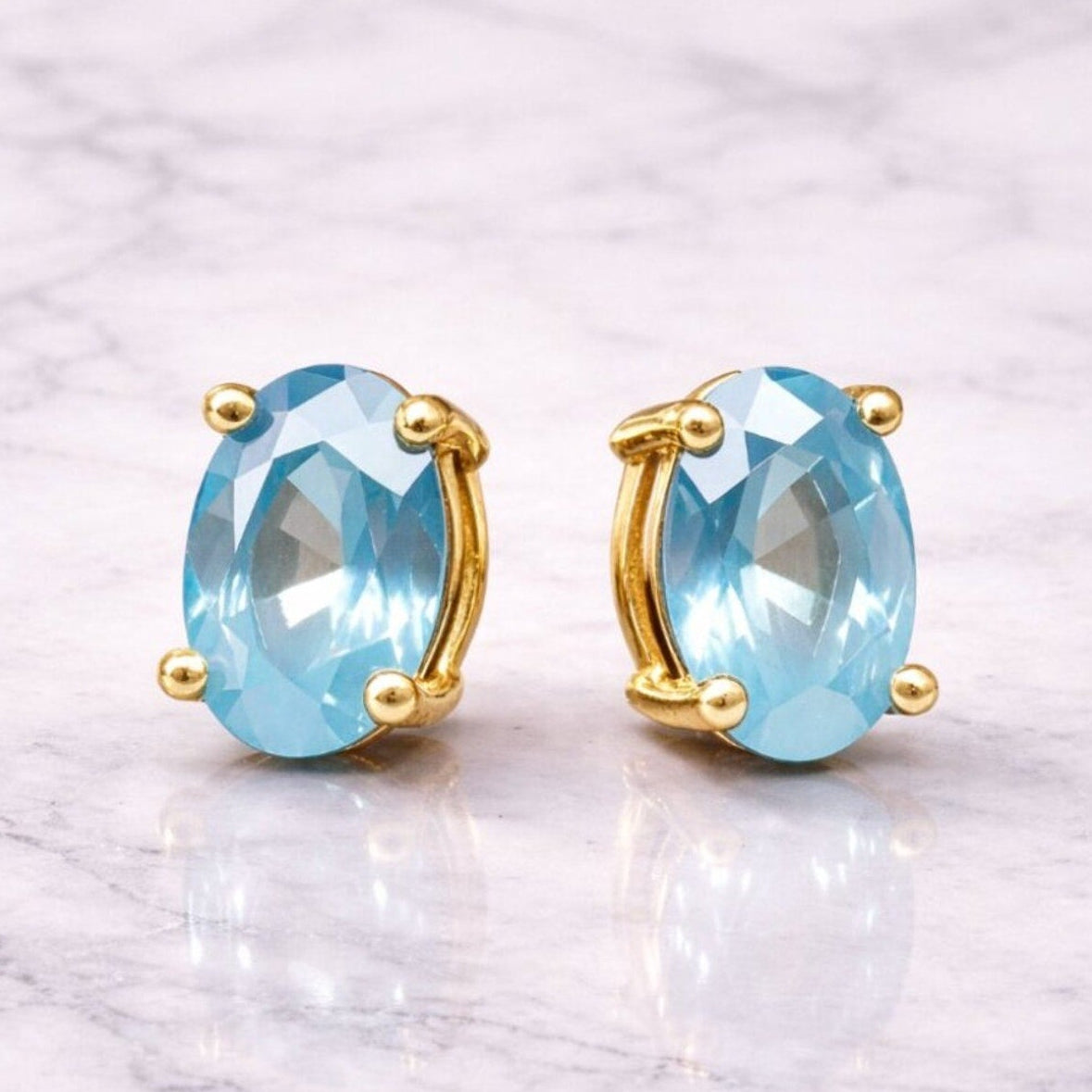 “Harlen” Aquamarine Oval Stud Earrings – Gold Classic Gemstone Studs