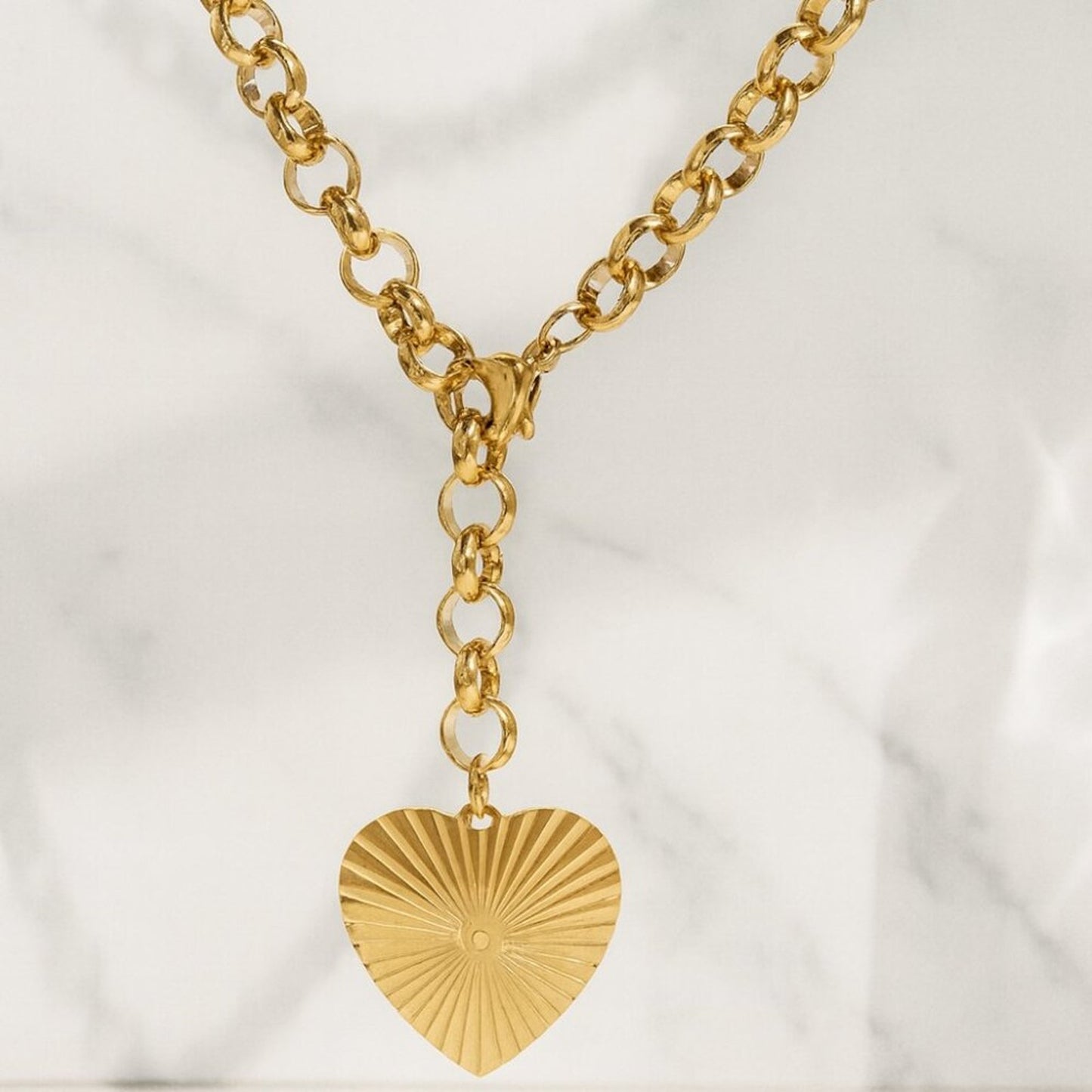 “Alicia” Convertible Heart Charm Love Necklace