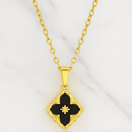 "Holland" Black & Gold Clover Necklace