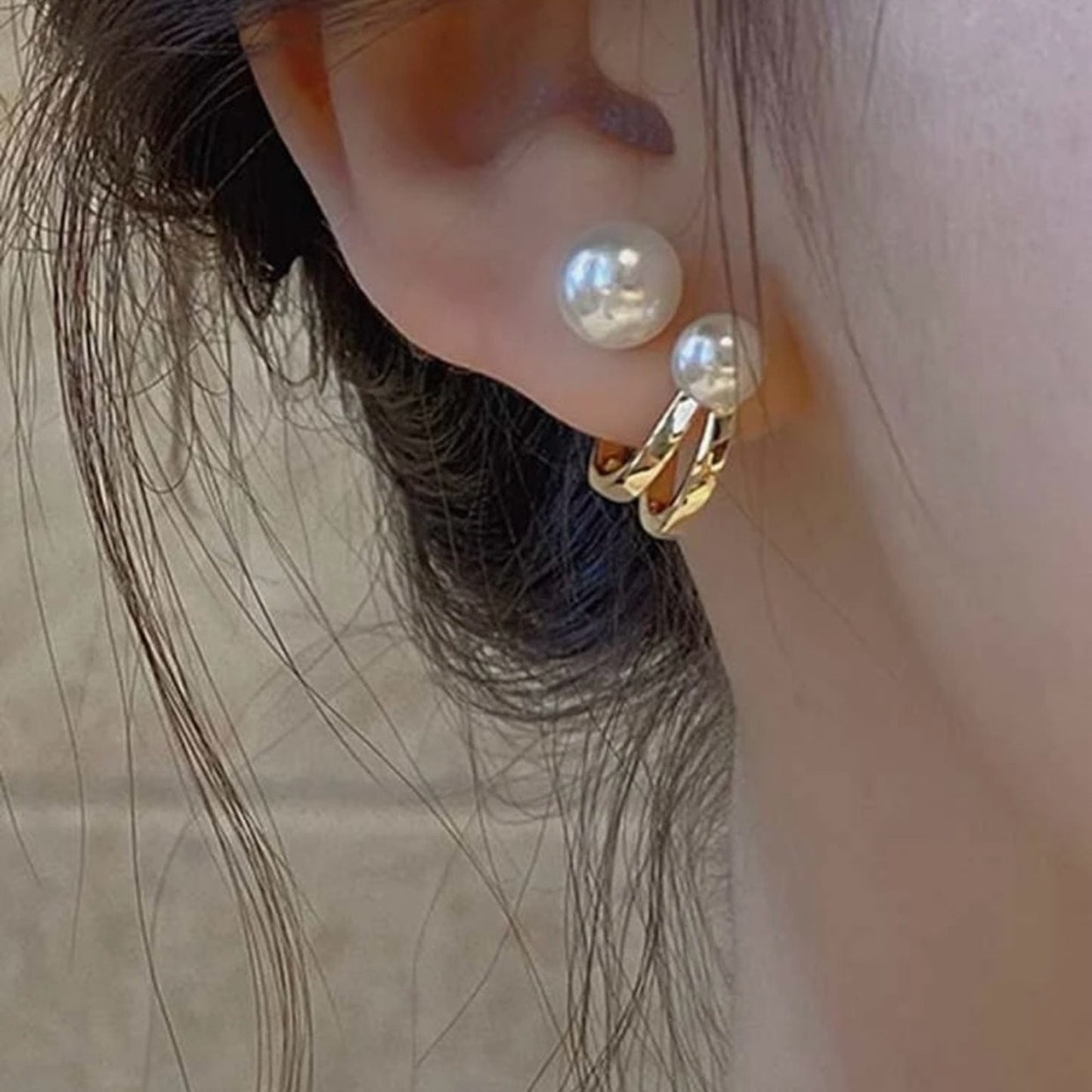 “Lilit” illusion pearl hoop earrings