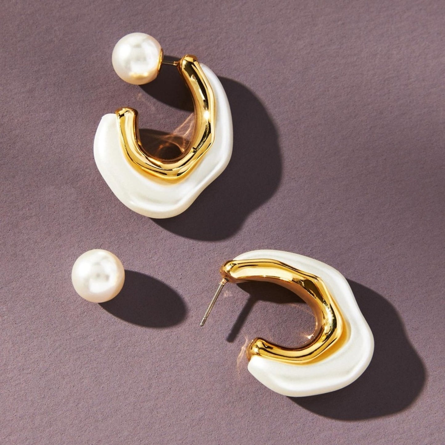 Anthro Double pearl geometric pearl reverse hoops