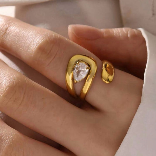 “Phoebe” Luxe Geometric Statement Ring size 7-8