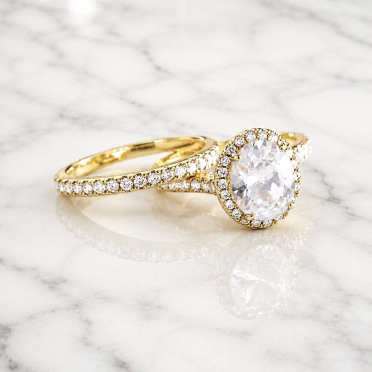 "Arabella" Oval Halo Engagement Ring Set