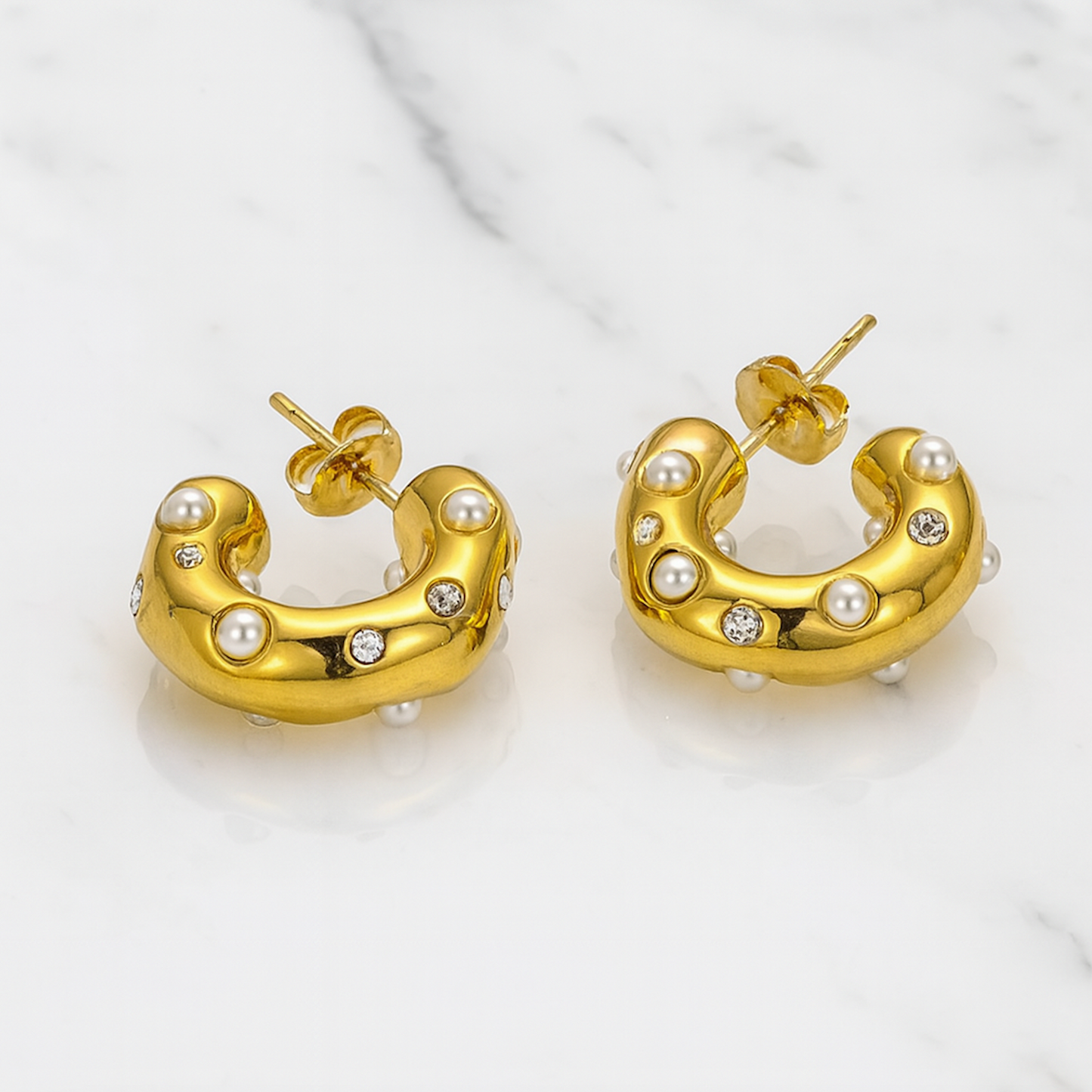 “Bella” 18K Gold Plated Stainless Steel Pearl Hoops