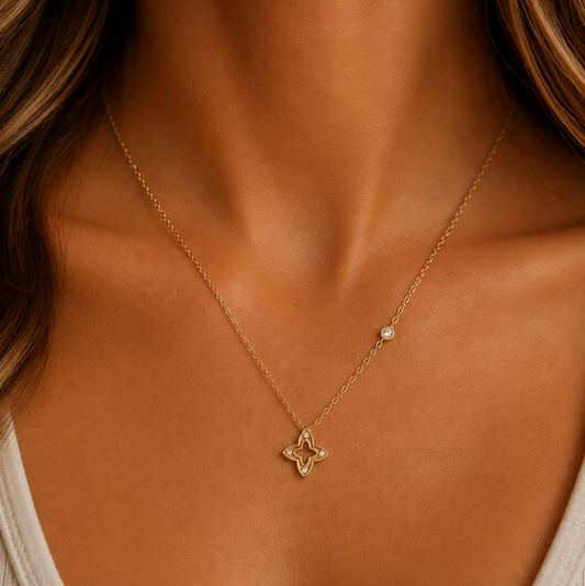 "Clementine" Clover Necklace Gold