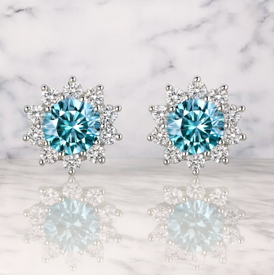 "Zoë" Lab Diamond Stud Earrings