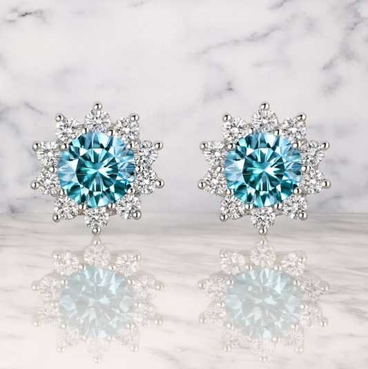 "Zoë" Lab Diamond Stud Earrings