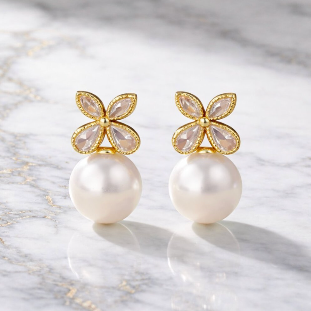 “Vanetta” Pearl Earrings