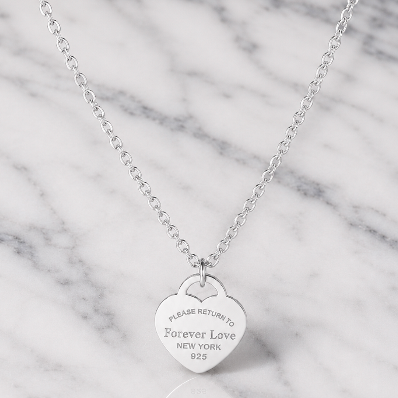 "Nicole" Necklace 💕 Stainless Steel Luxe Heart Chain Necklace
