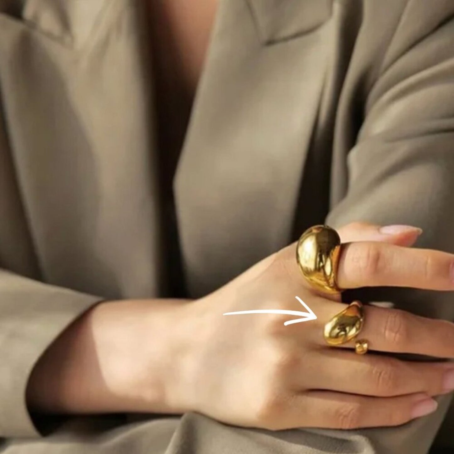 🇮🇹 “Florence” Water Droplet Ring