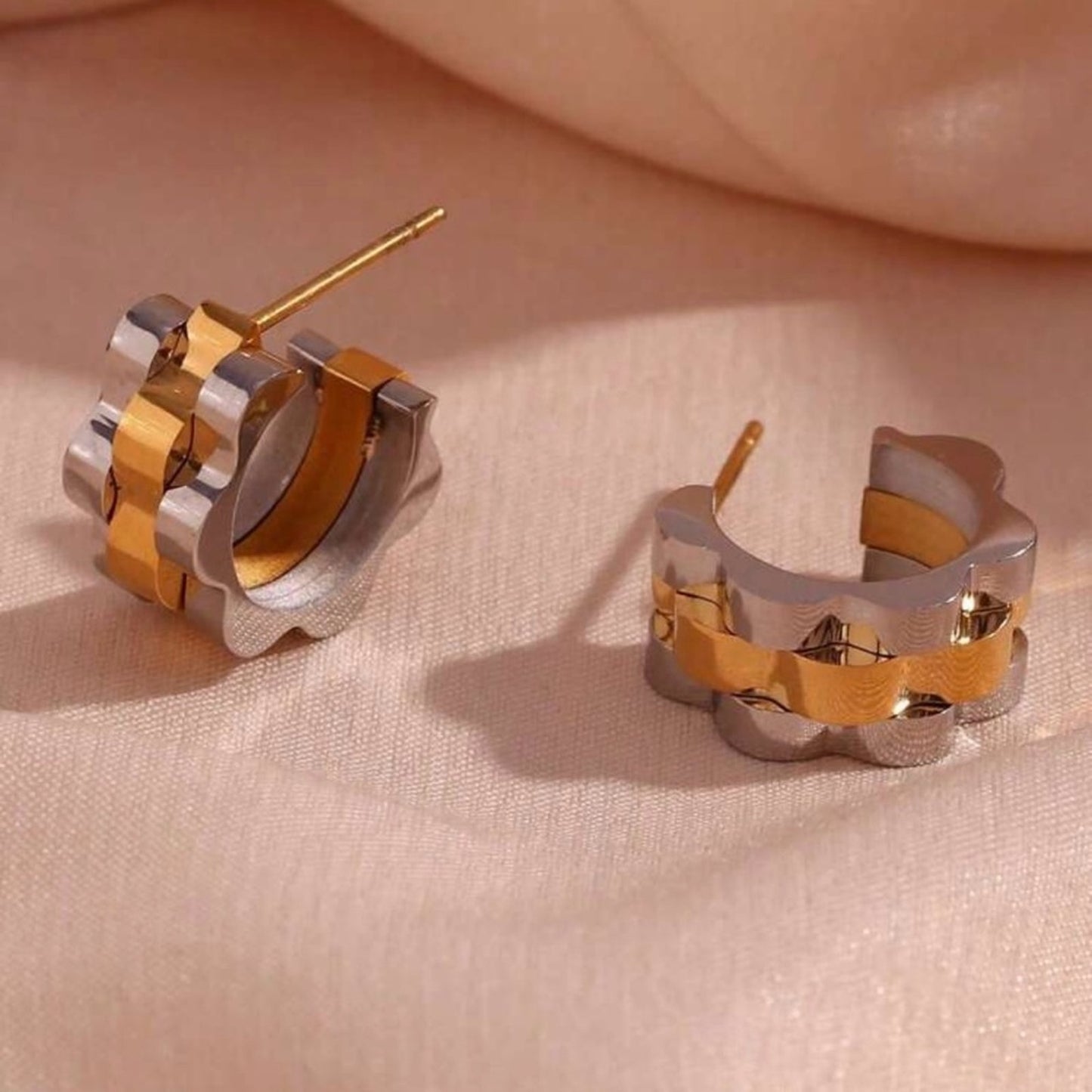REVOLVE Two-Toned Link Hoop Earrings