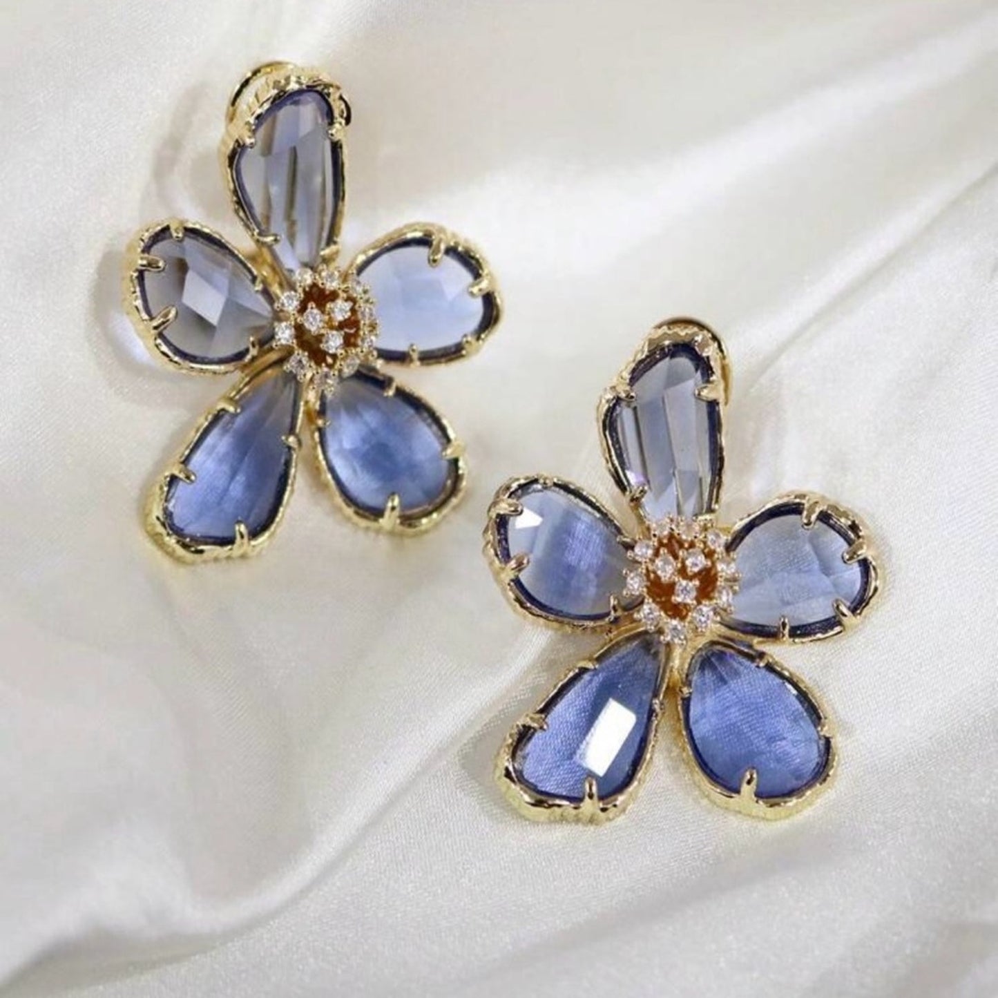 “Fleur” Blue Crystal Flower Earrings